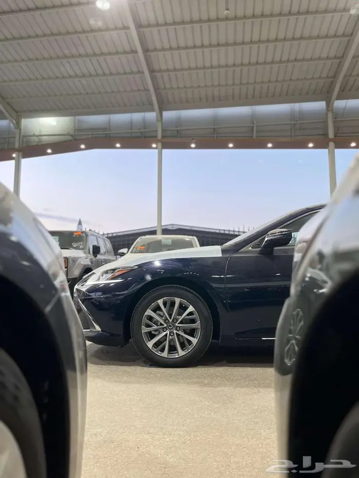 لكزس ES300 AH هايبرد 2025 - عرض بنك الجزيرة 0