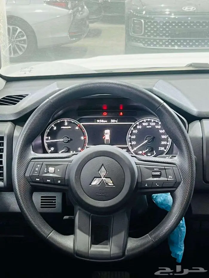 ميتسوبيشي L200 غمارتين دبل نص فل اوتوماتيك 2024 4