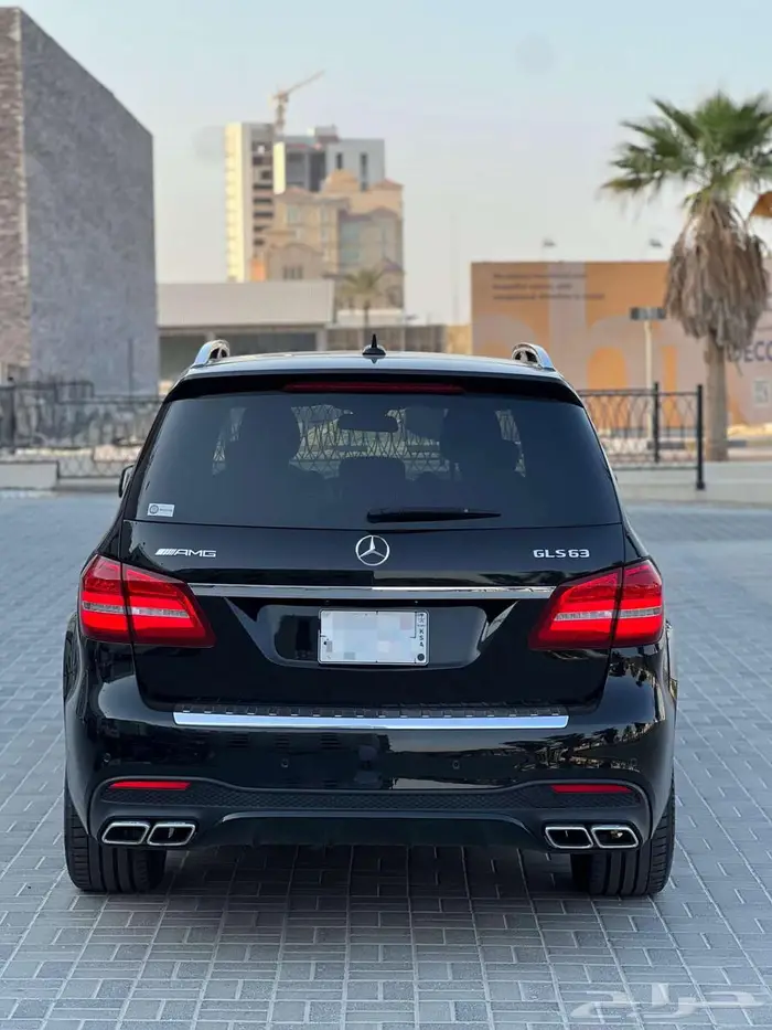 مرسيدس 2019 مخزن كاش او دفعات GLS63 كت AMG 9