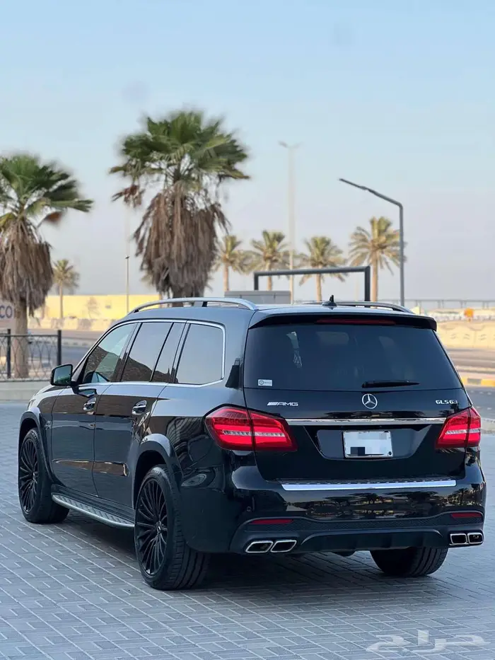 مرسيدس 2019 مخزن كاش او دفعات GLS63 كت AMG 10
