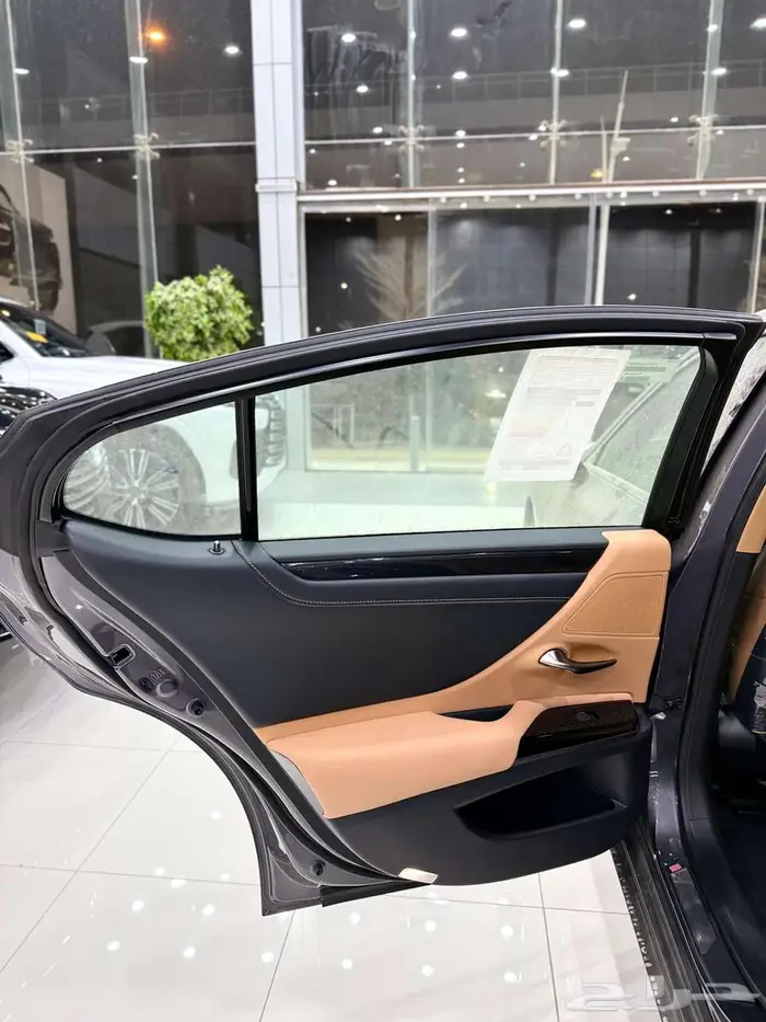 لكزس ( ES 250 AA ) موديل 2025 أقل الأسعار 22