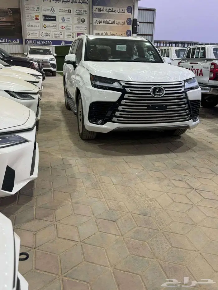 لكزس LX600BB سعودي2025عرض خاص542 الف شامل الضريبه 7