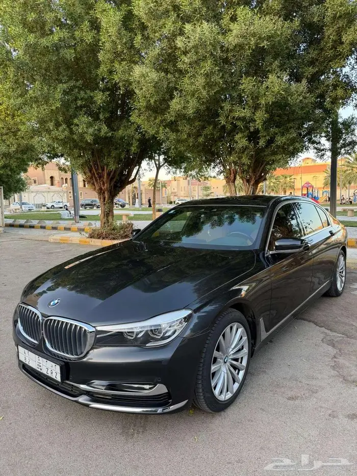بي ام 740Li موديل 2018 0