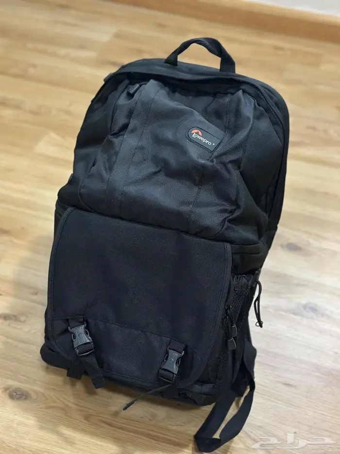 حقيبة كاميرا ماركة Lowepro 2