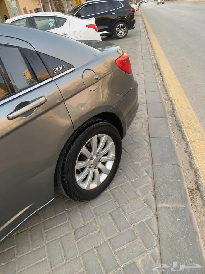 كرايزلر للبيع 10