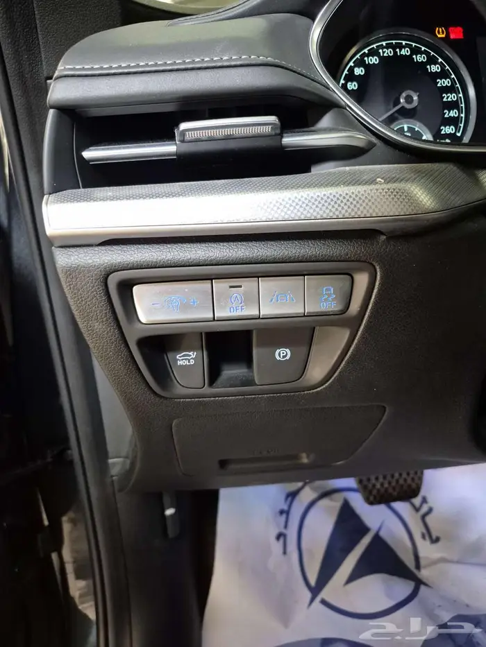 جنسيس G80 2021 35