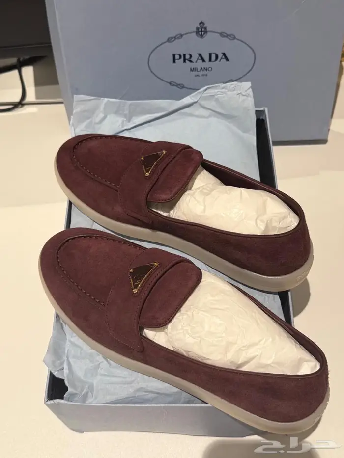 حذاء برادا نوع فلات 1
