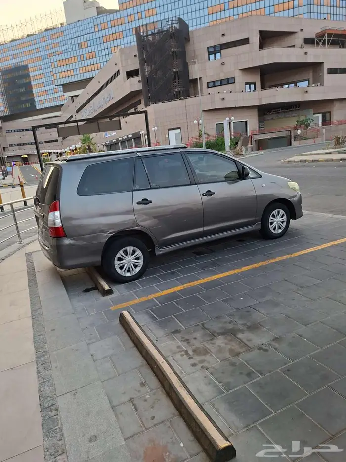 انوفا 2015 للبيع او البدل 0