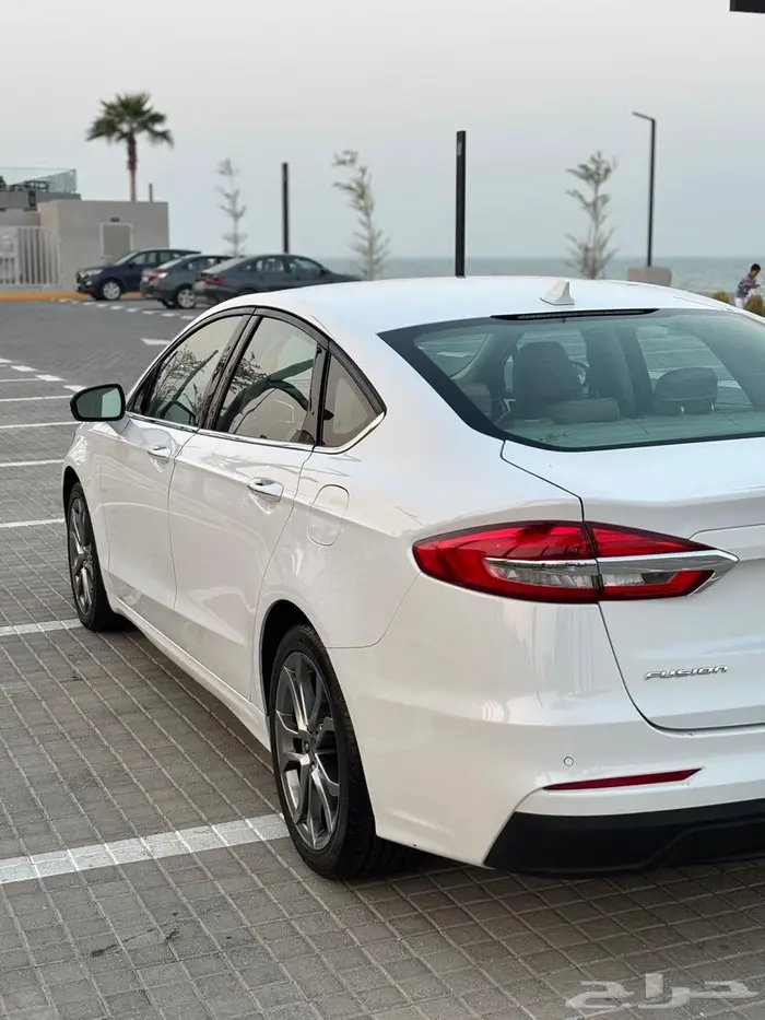 فورد فيوجن 2020 ايكوبوست SEL 9