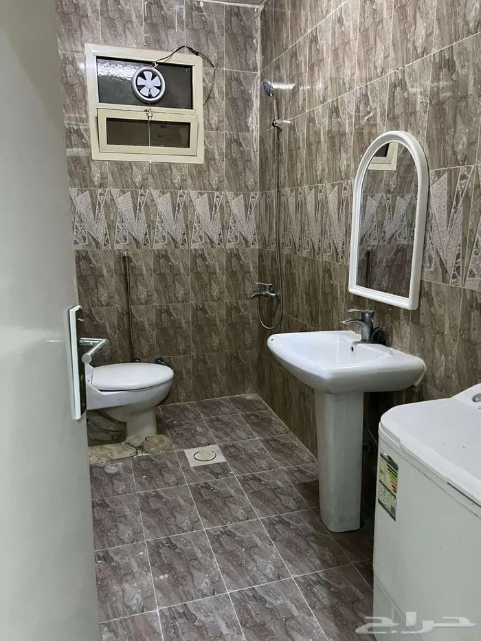 شقة عوائل للأيجار 1