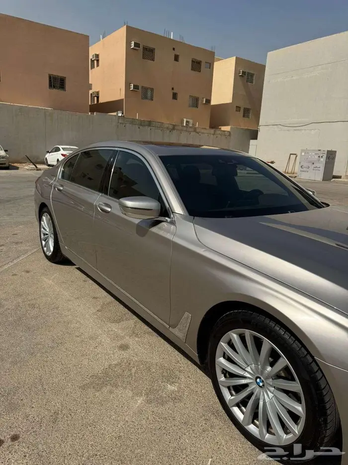 بي إم دبليو 730 موديل 2018 - BMW 730 2018 3