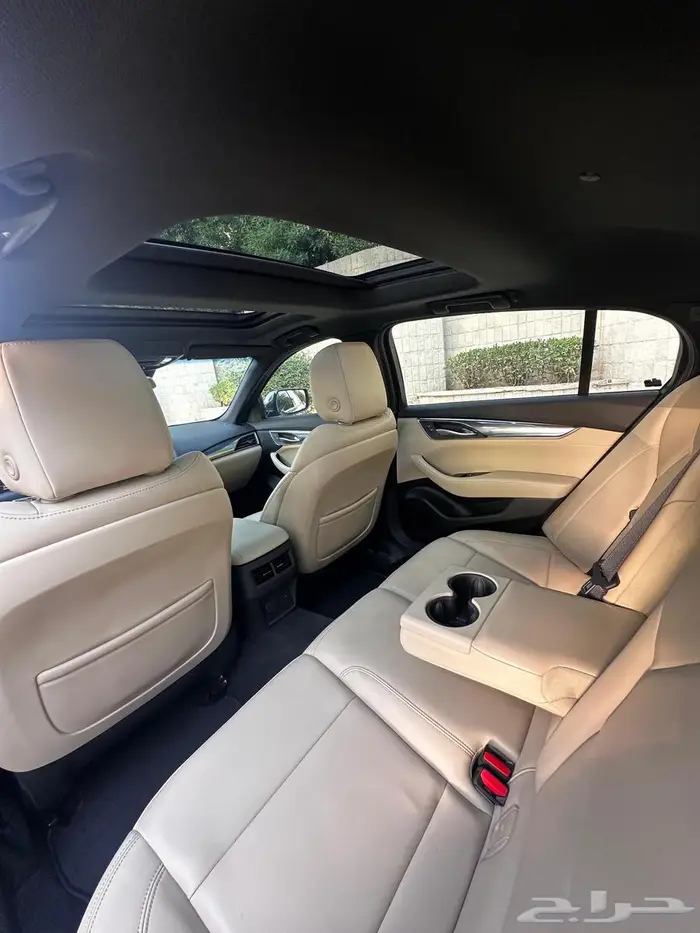 كاديلاك CT5 2020 36
