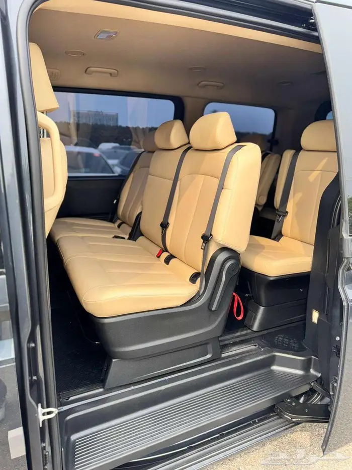 Available for Rent Hyundai Staria with Driver 5