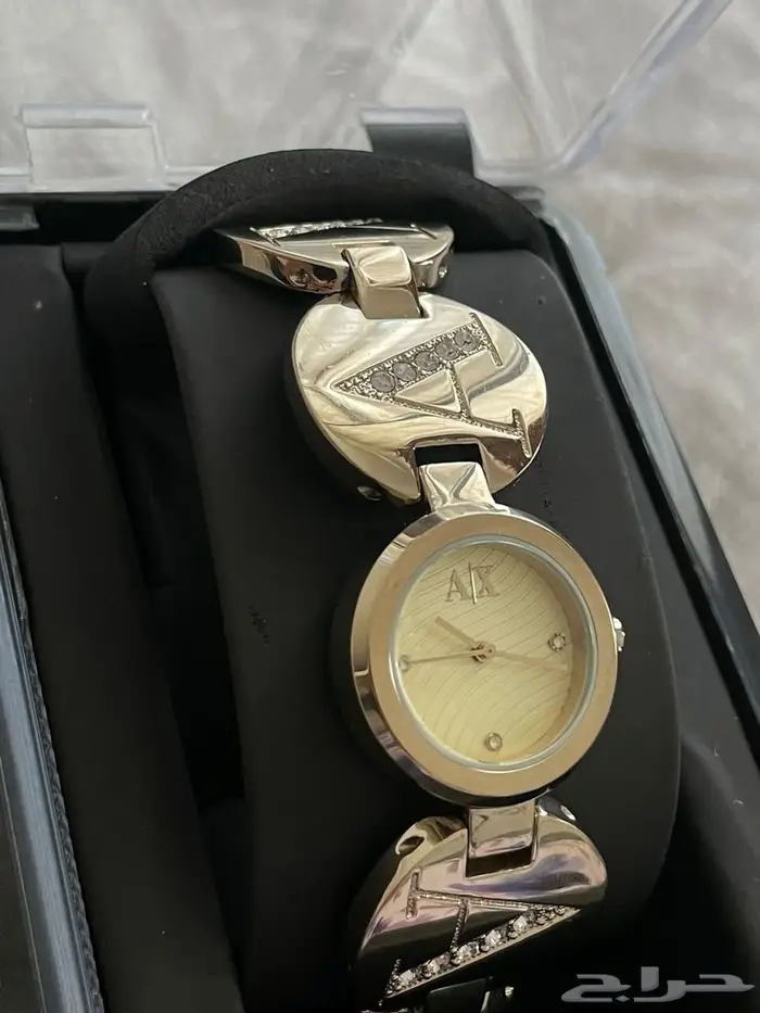 للبيع ساعة Armani exchange 1