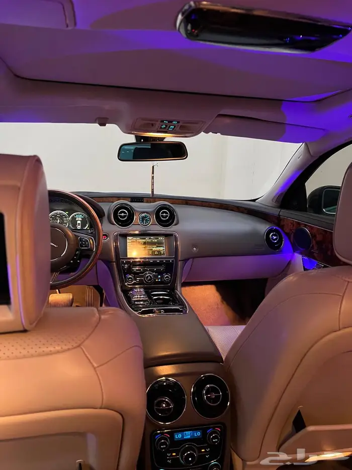 Jaguar XJL 2013 13