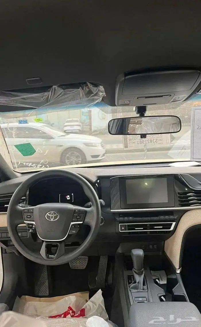 تويوتا-كامري-Eستاندر-بنزين-2025-سعودي-خليجي-تقسيط-بنوك 18