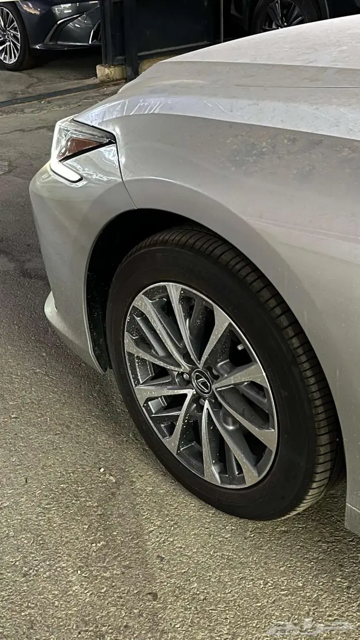 لكزس ES300 AH هايبرد 2025 - عرض بنك الجزيرة 33