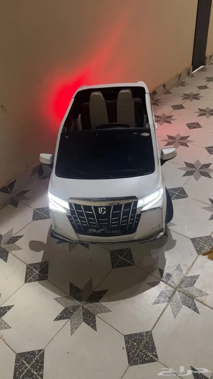 سياره اطفال جيب للبيع 2
