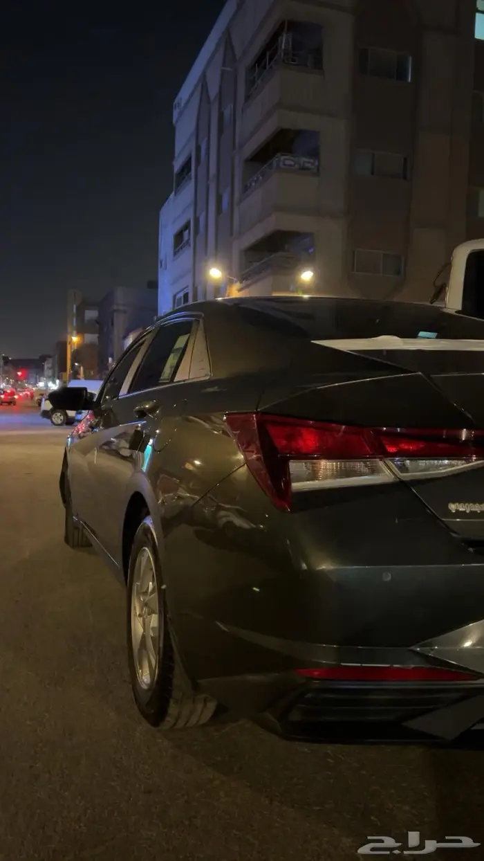 Hyundai Elantra 2022 4