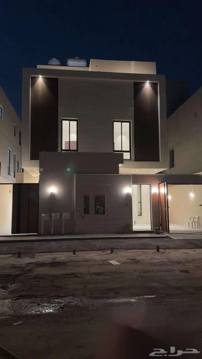 للبيع دور علوي في الرياض حي المعيزيلة   عرض رقم H1335 0