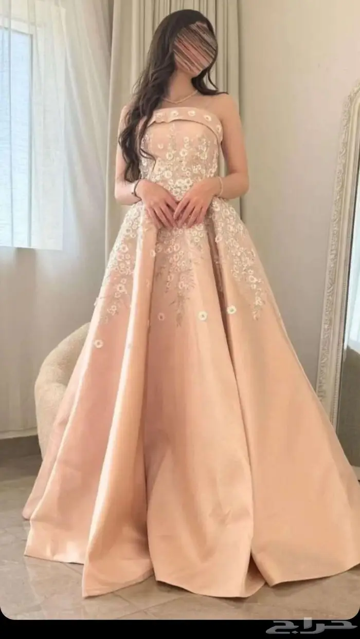 فساتين سهرة مستعملة لبس مره وحده 1