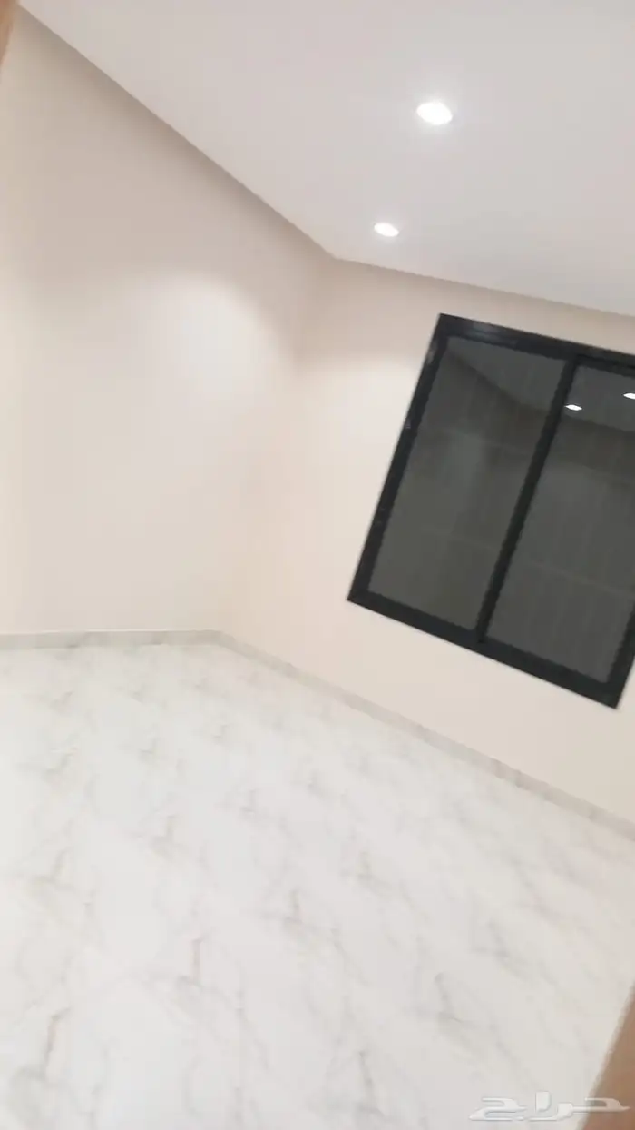 للايجار دور علوي جديد مستقل بحي الياسمين 0
