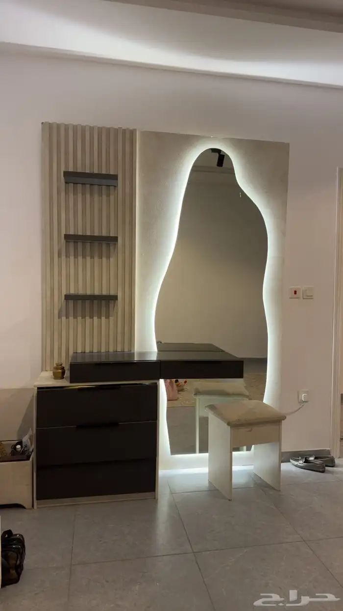 اثاث شبه الجديد 3