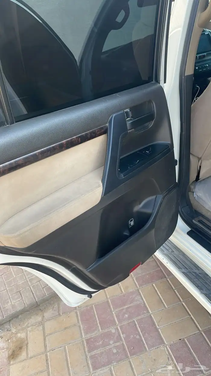 لاندكروزر 3