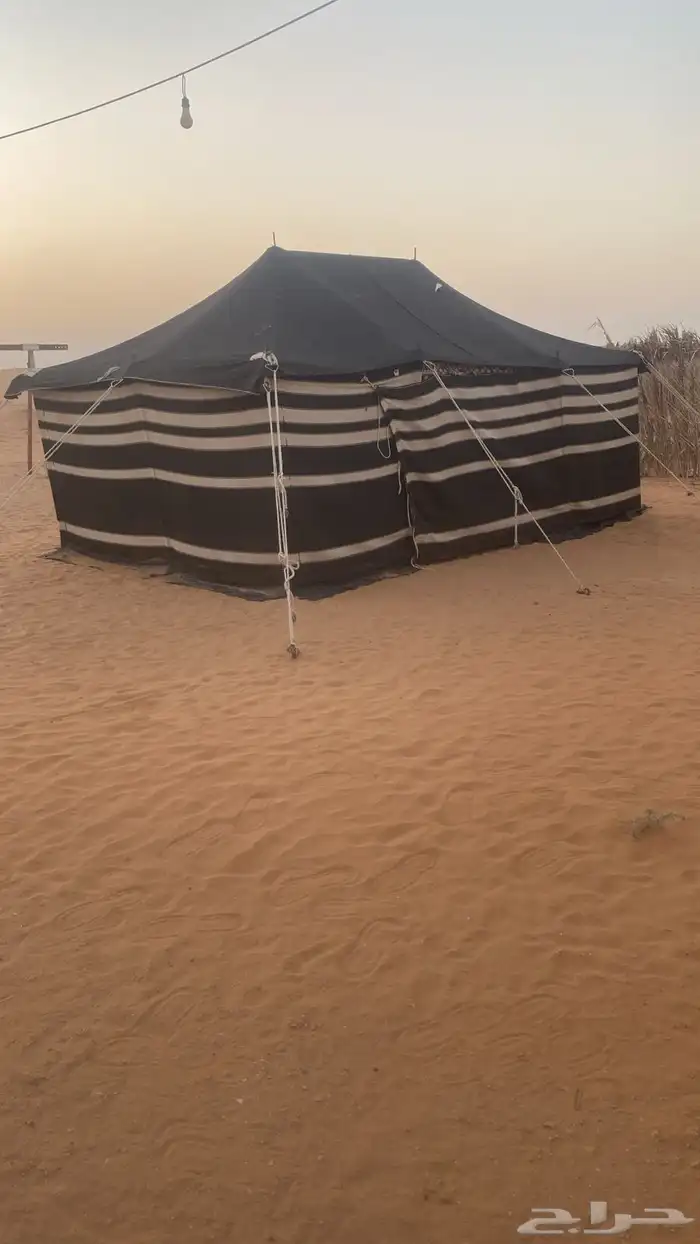 بيت شعر للبيع شبه جديد ونظيف ومعه الجملون 0