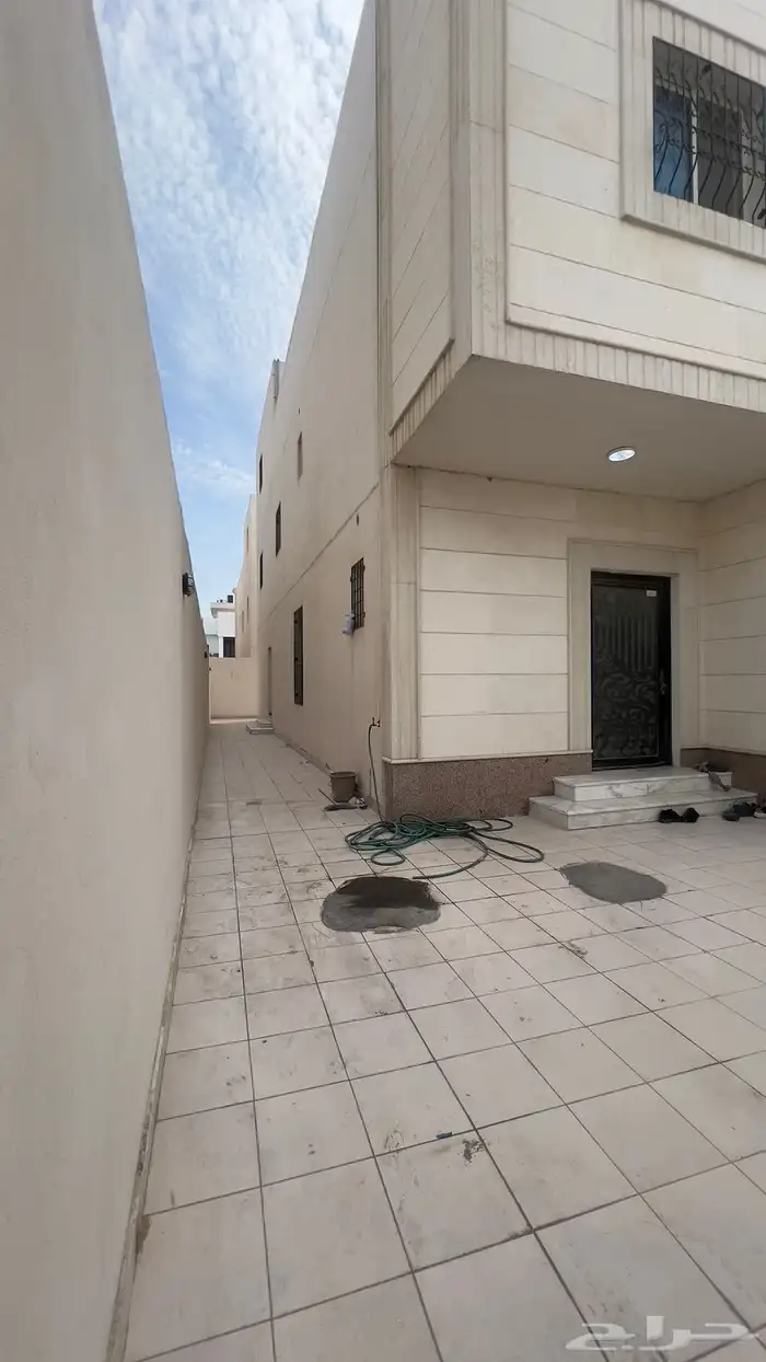 فيلا متصل للبيع مساحة 250م 15