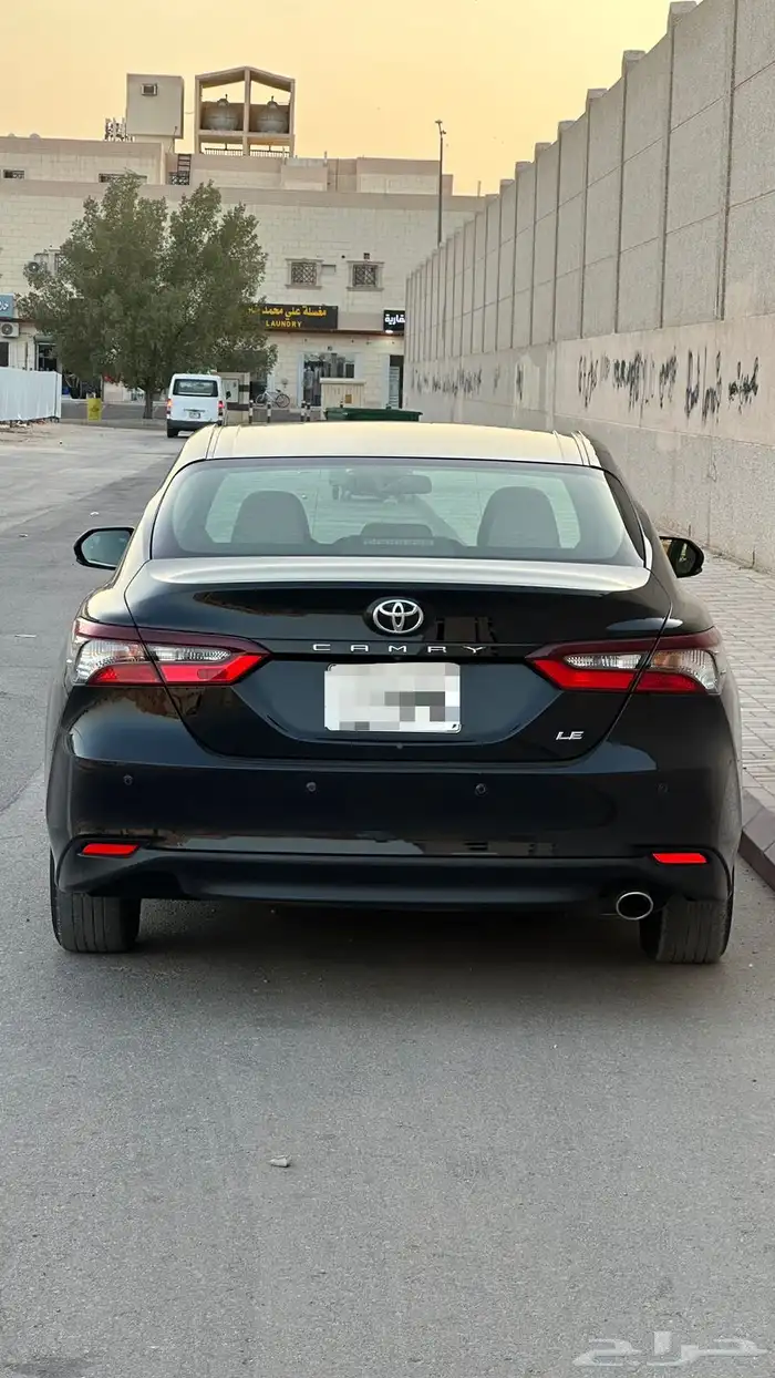 كامري 2023 اسود 1