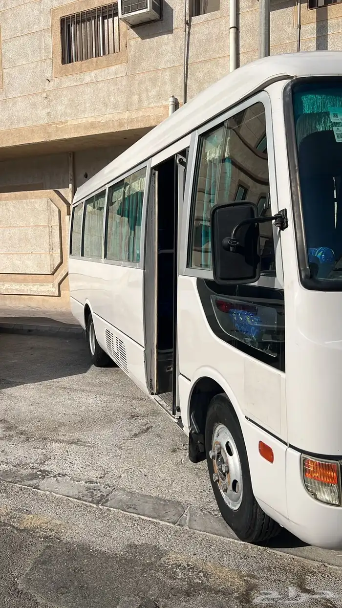 Bus Mitsubishi for sale 2014 diesel 30 seat 6