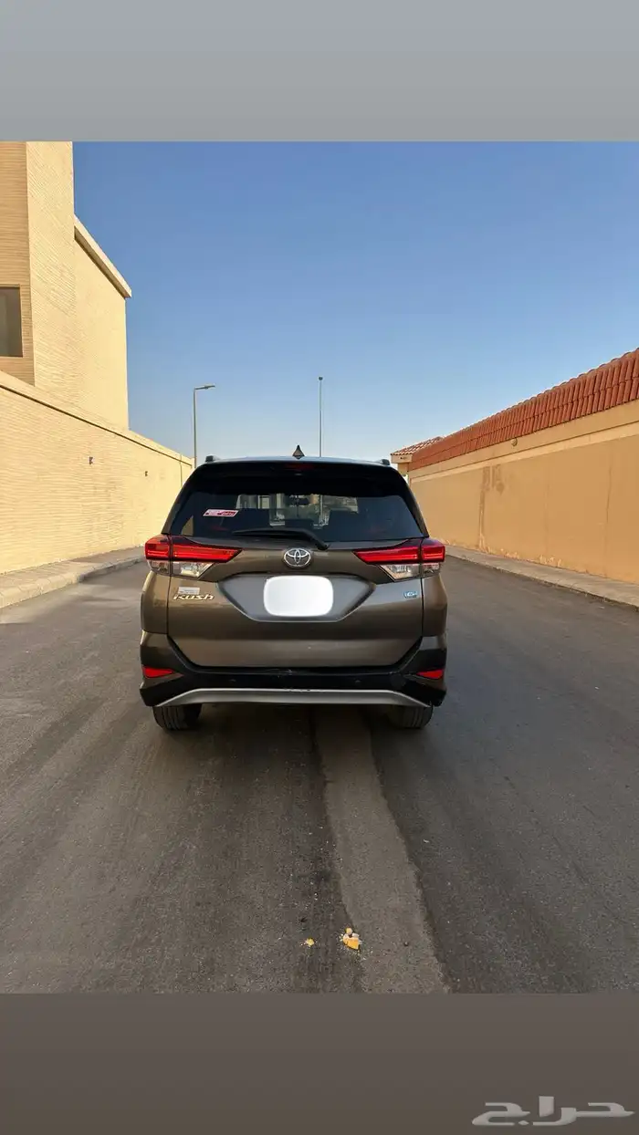 للبيع تويوتا راش واجن 2022 نص فل G 4