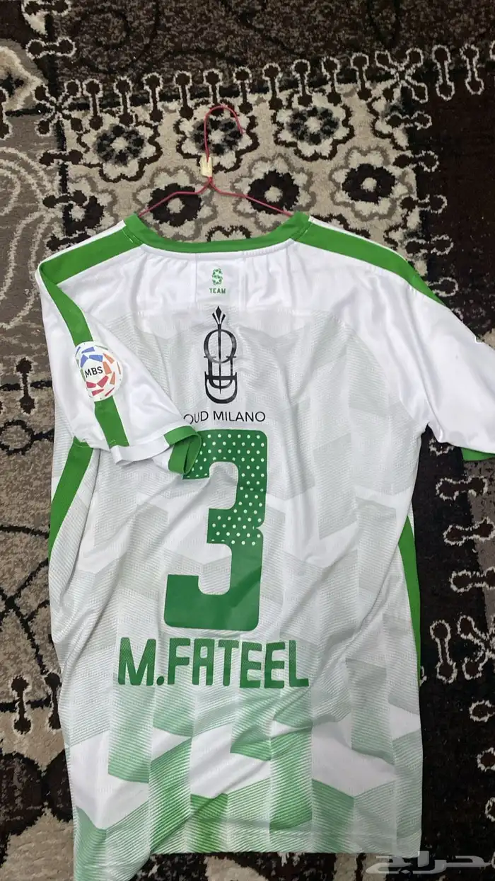 تيشيرت 4