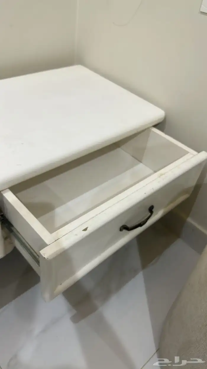 طاولة مستخدمة للبيع - جودة ممتازة 2