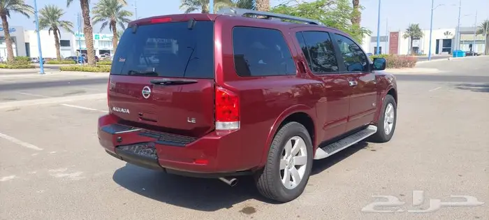 2010 نيسان أرمادا LE 7