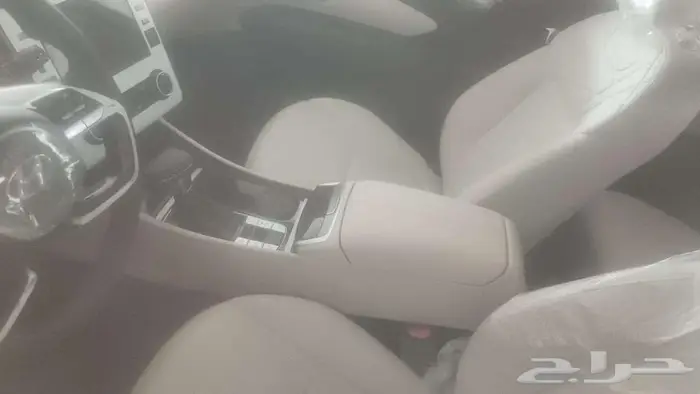 هونداي توسان 2024 سمارت دبل بطاقة جمركية ابيض 3