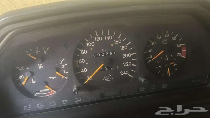 مرسيدس بنز w124 حالة نادرة نظيف E 300 1
