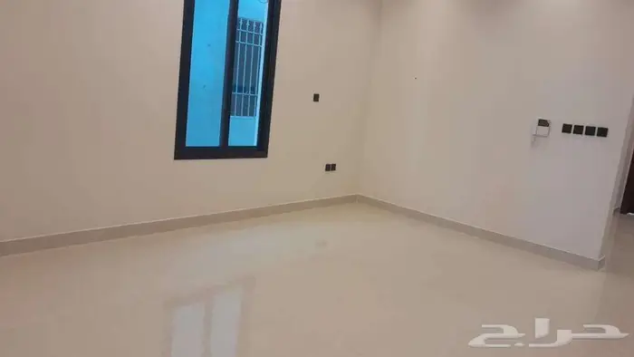 للبيع دور علوي في الرياض حي المعيزيلة   عرض رقم H1335 8