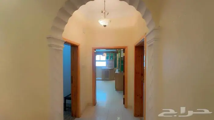 للبيع عمارة سكنية دورين وملحق في أبها حي الغدير 24