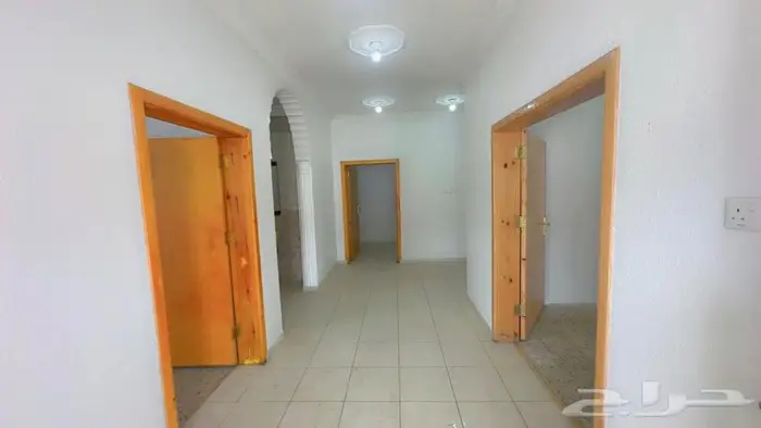 للبيع عمارة سكنية دورين وملحق في أبها حي الغدير 12