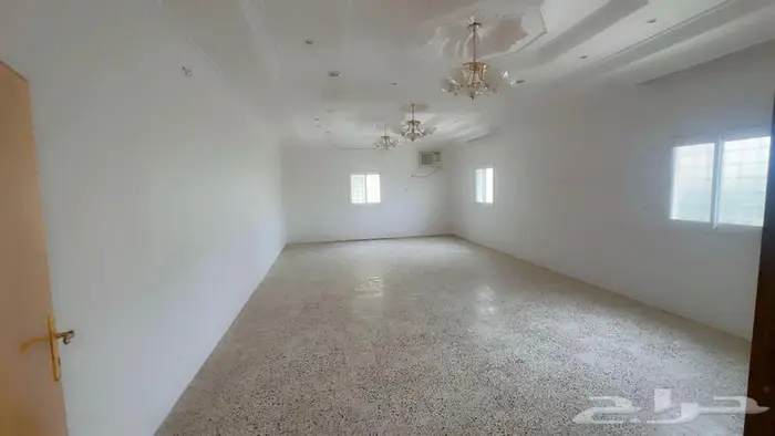 للبيع عمارة سكنية دورين وملحق في أبها حي الغدير 27