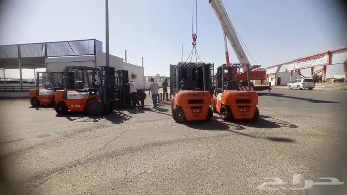 رافعة شوكية للايجار عشرة طن 2025 المدينة المنورة 4