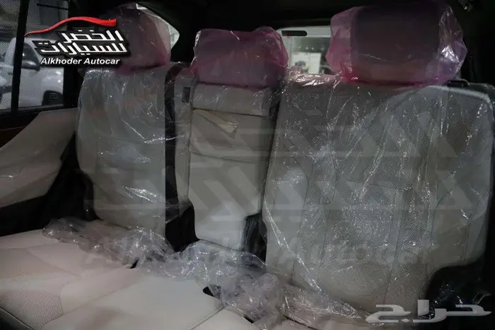 ليكزس LX600 خليجي فضي 2025 9