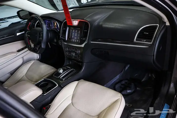كرايزلر C300 معدل SRT موديل 2016 5