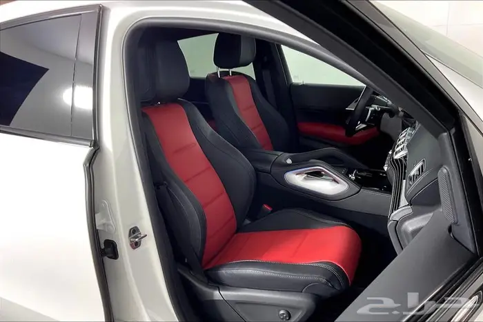 مرسيدس GLE450 Coupe 2025 تخشيب بيانو بلاك 4