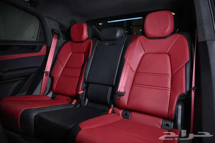 شركة البريمي لسيارات بورش Cayenne GTS 10