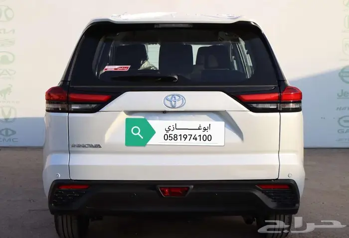 تويوتا انوفا GLبنزين موديل 2024 7