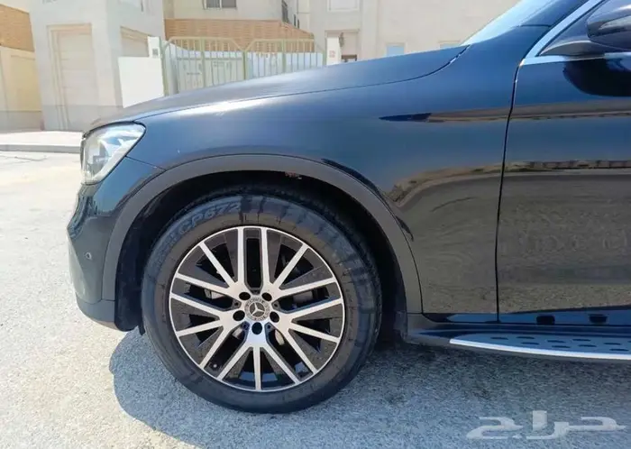 مرسيدس glc 300 4matic 2020 7