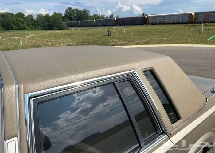 للبيع لنكون موديل 1989 Lincoln town car 7